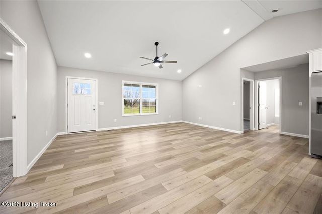 10 Lone Oak Rd, Clarkson, KY 42726