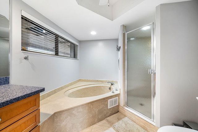 5279 Fountains Drive S 405, Lake Worth, FL 33467