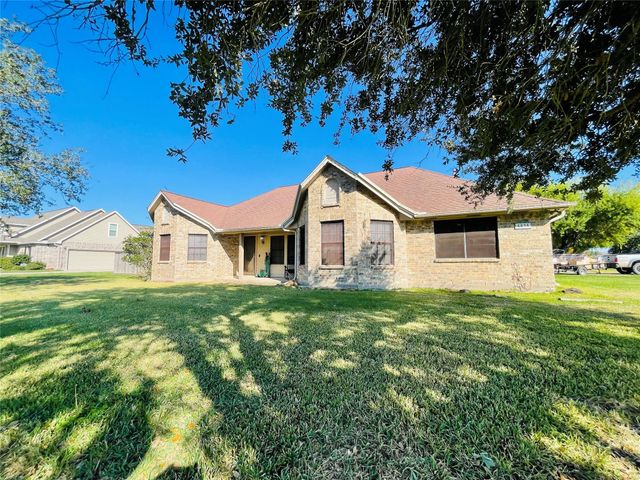 5835 Plantation Drive, Baytown, TX 77523