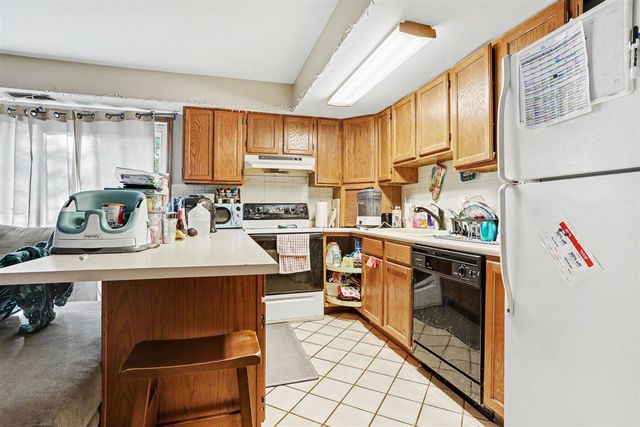 3621 Kenbrooke Court 77, Kalamazoo, MI 49006