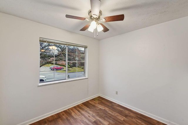 3 Highland Meadows Drive, 8, Highland Heights, KY 41076