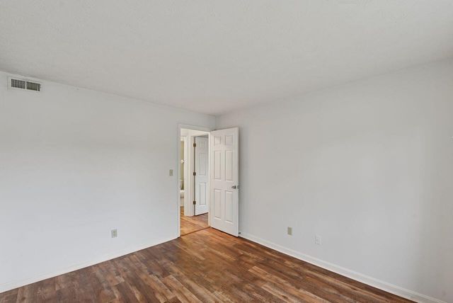 3 Highland Meadows Drive, 8, Highland Heights, KY 41076