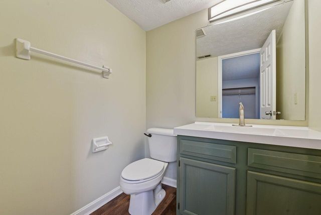 3 Highland Meadows Drive, 8, Highland Heights, KY 41076