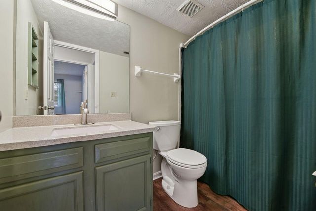 3 Highland Meadows Drive, 8, Highland Heights, KY 41076