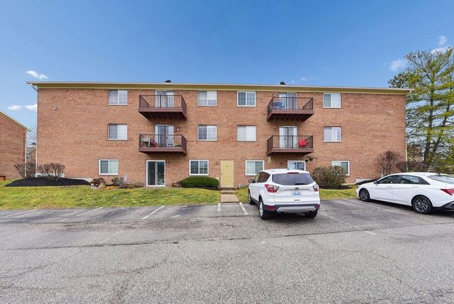 3 Highland Meadows Drive, 8, Highland Heights, KY 41076