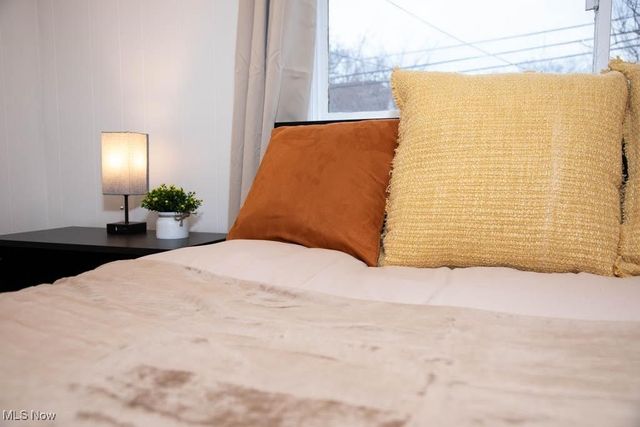 4029 Stonehaven Road, South Euclid, OH 44121