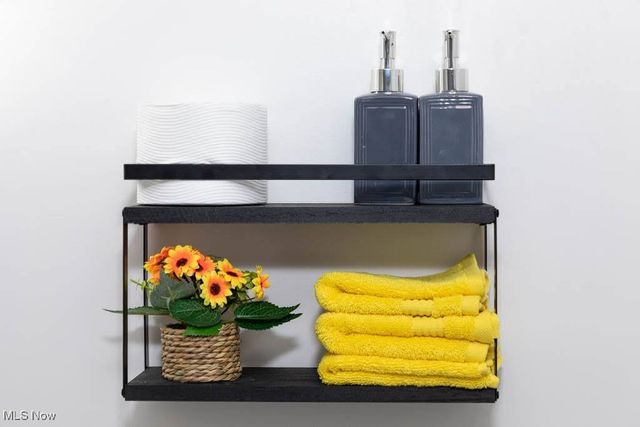 4029 Stonehaven Road, South Euclid, OH 44121