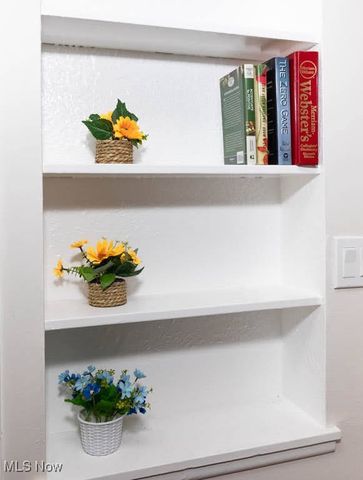 4029 Stonehaven Road, South Euclid, OH 44121