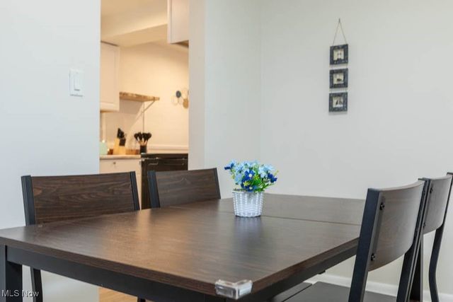 4029 Stonehaven Road, South Euclid, OH 44121