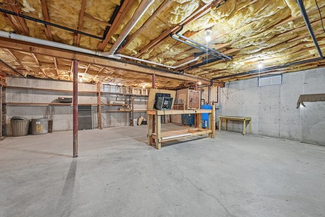 32 Tip Cart Dr, Chatham, MA 02633