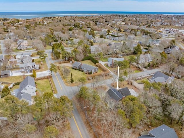 32 Tip Cart Dr, Chatham, MA 02633