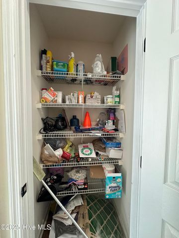 101 Spain Drive, Hubert, NC 28539