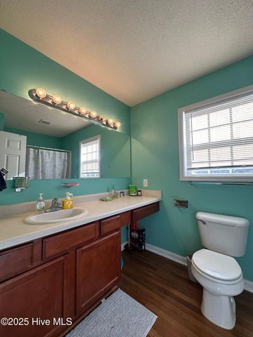 101 Spain Drive, Hubert, NC 28539