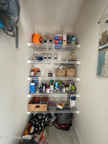 101 Spain Drive, Hubert, NC 28539