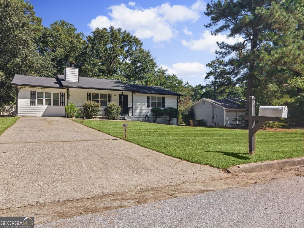 1096 Greendale Lane, Jonesboro, GA 30238 — photo 4