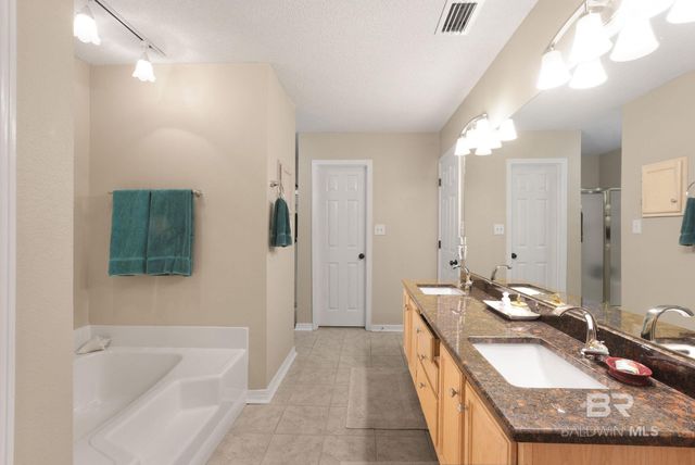 12705 Hunters Chase, Foley, AL 36535