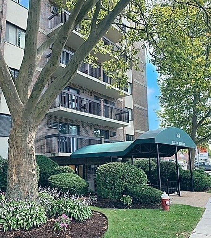 164 Galen Street 14, Watertown, MA 02472