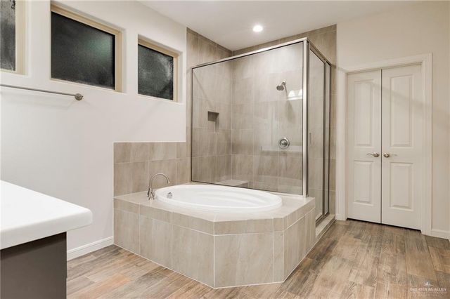 5124 Lost Creek Lane, Mcallen, TX 78504