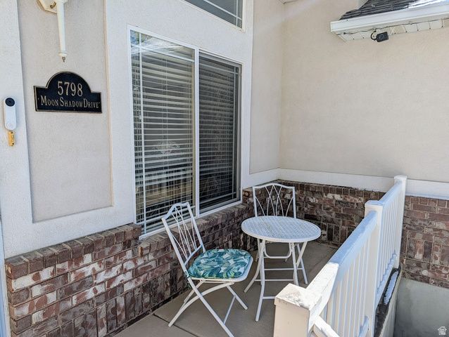 5798 W MOON SHADOW DR, Herriman, UT 84096