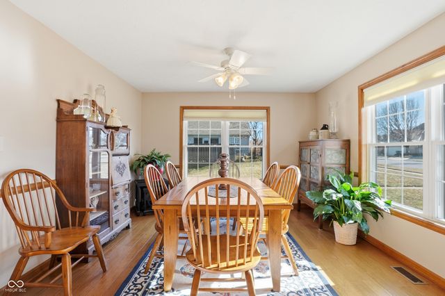 593 Weyworth Place, Greenwood, IN 46142