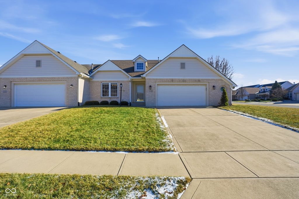 593 Weyworth Place, Greenwood, IN 46142