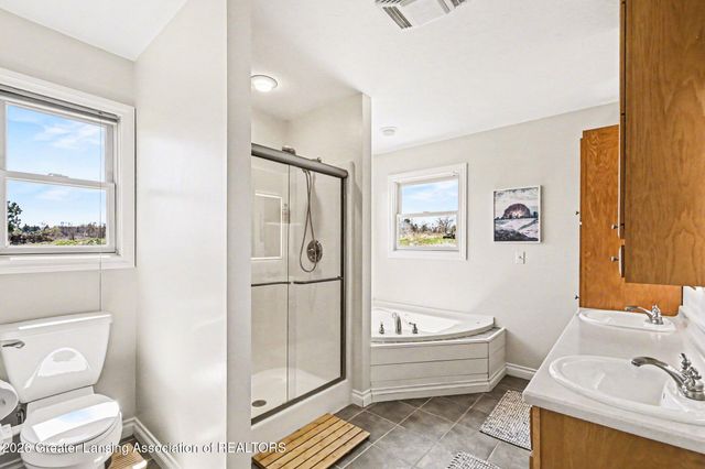 6206 Mallard Drive, Charlotte, MI 48813