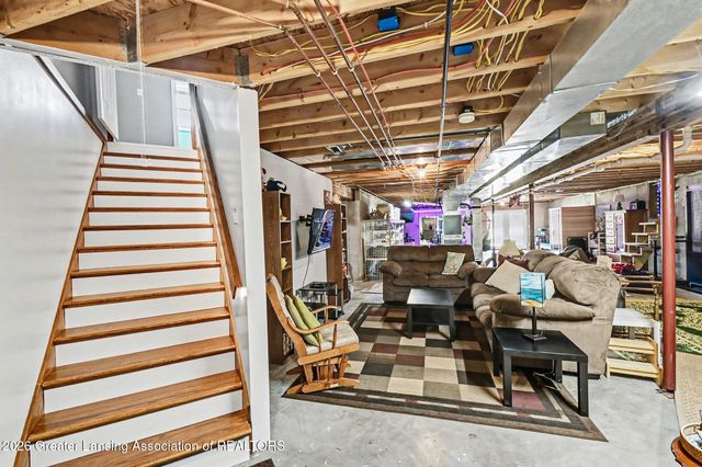 6206 Mallard Drive, Charlotte, MI 48813
