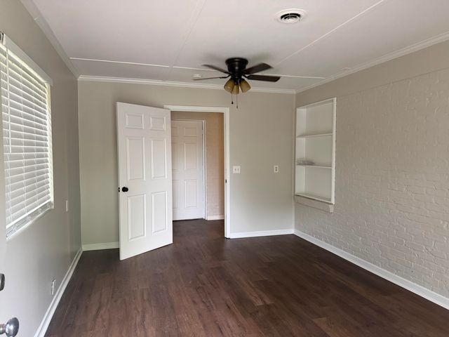 1061 Oswego Highway, Sumter, SC 29153