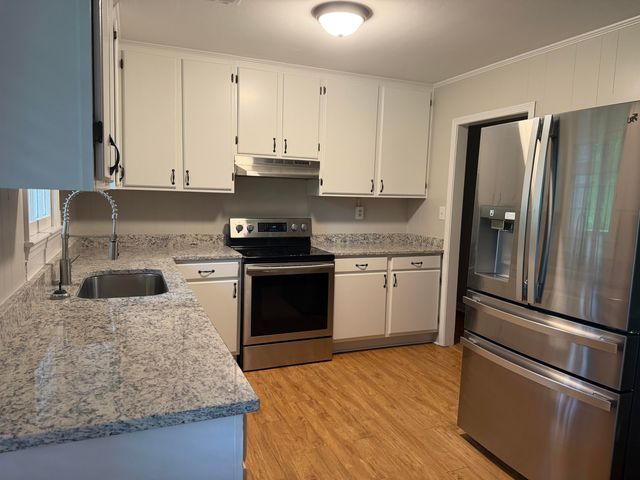 1061 Oswego Highway, Sumter, SC 29153