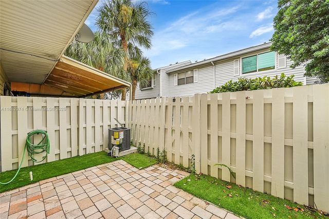 2699 NE 15th St, Pompano Beach, FL 33062