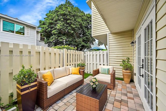 2699 NE 15th St, Pompano Beach, FL 33062