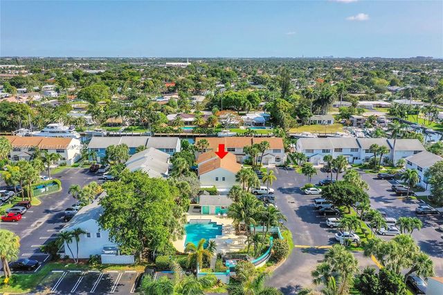 2699 NE 15th St, Pompano Beach, FL 33062