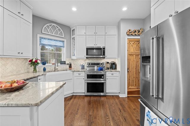 11317 W Abby Ct, Glen Allen, VA 23059