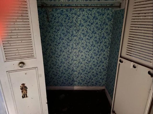 3365 Ridgecliffe Drive, Flint, MI 48532