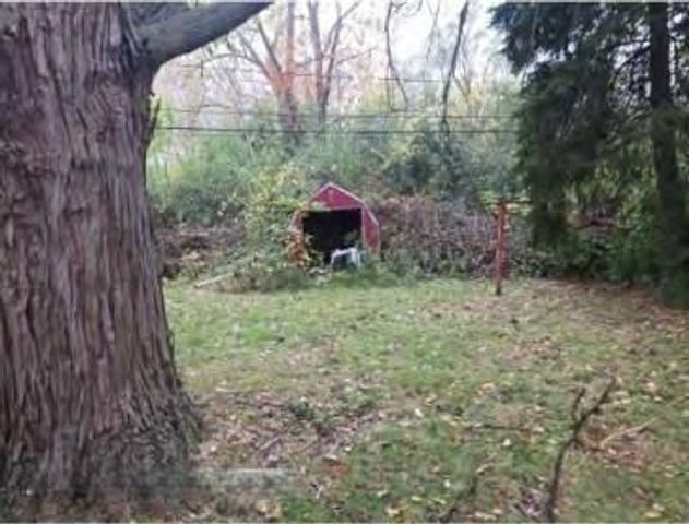 3365 Ridgecliffe Drive, Flint, MI 48532