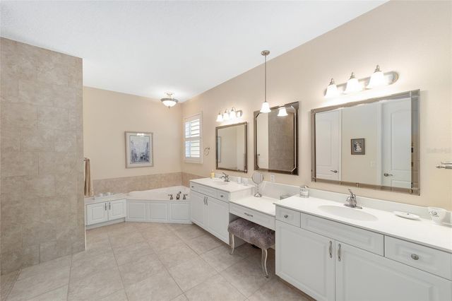 8942 SW 8TH ST, Ocala, FL 34481