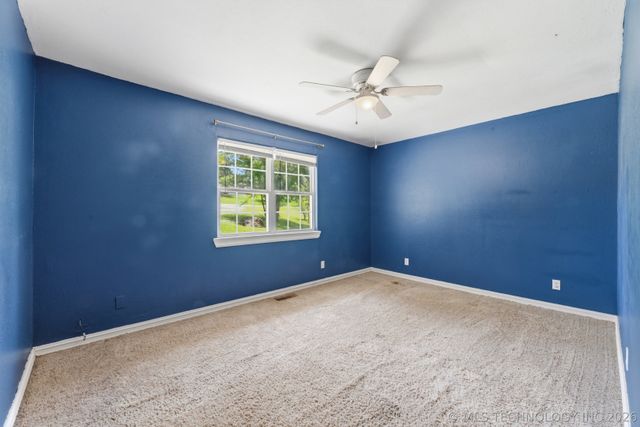 13685 E Crestview Drive, Claremore, OK 74019