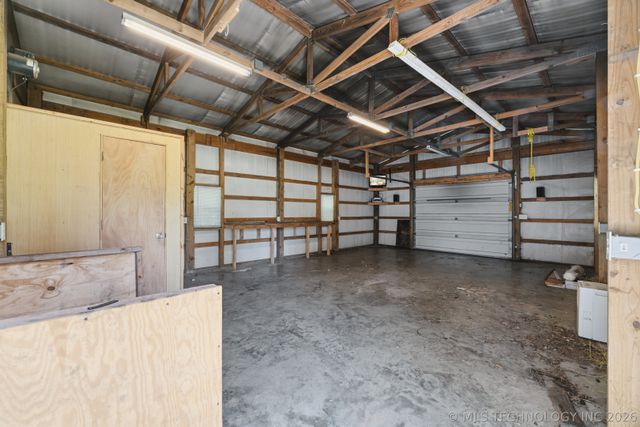 13685 E Crestview Drive, Claremore, OK 74019