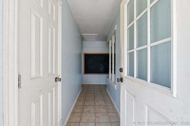 13685 E Crestview Drive, Claremore, OK 74019