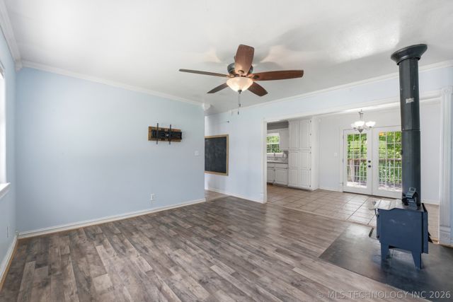 13685 E Crestview Drive, Claremore, OK 74019