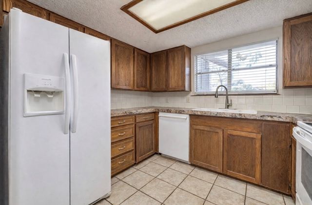 2834 Chimney Rock Lane, San Angelo, TX 76904