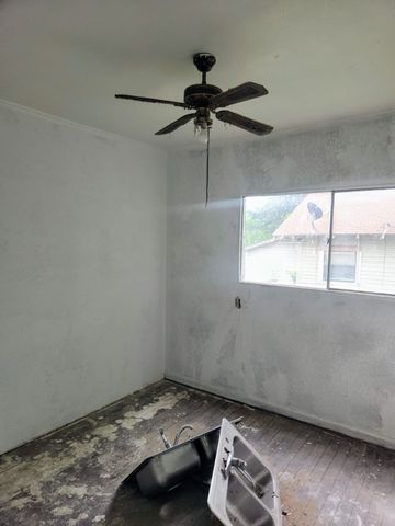 217 N Burdette Avenue, Sherman, TX 75090