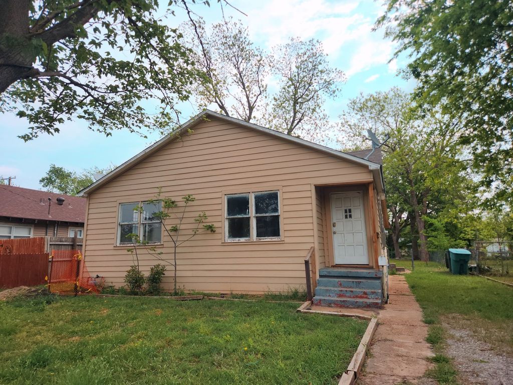 217 N Burdette Avenue, Sherman, TX 75090