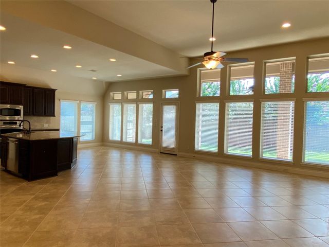5922 Solara Ledge Lane, Sugar Land, TX 77479