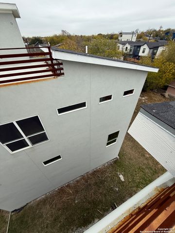 219 Utah, San Antonio, TX 78210