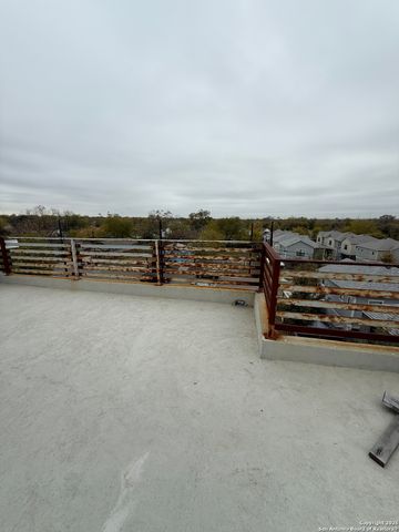 219 Utah, San Antonio, TX 78210