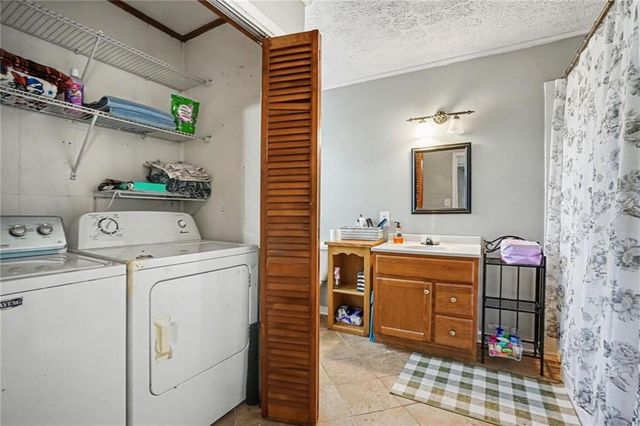 178 Hamilton Avenue, Winder, GA 30680