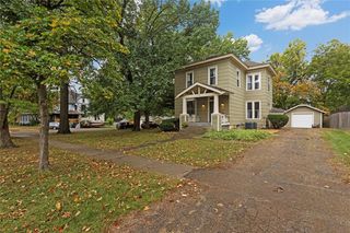 1019 8th Street, Baldwin City, KS 66006