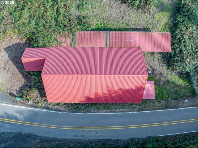 53874 FISHTRAP Rd, Myrtle Point, OR 97458