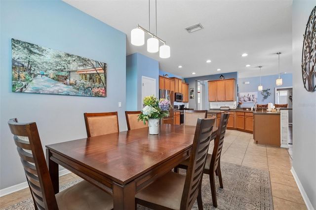 809 SEMINOLE SKY DRIVE, Ruskin, FL 33570